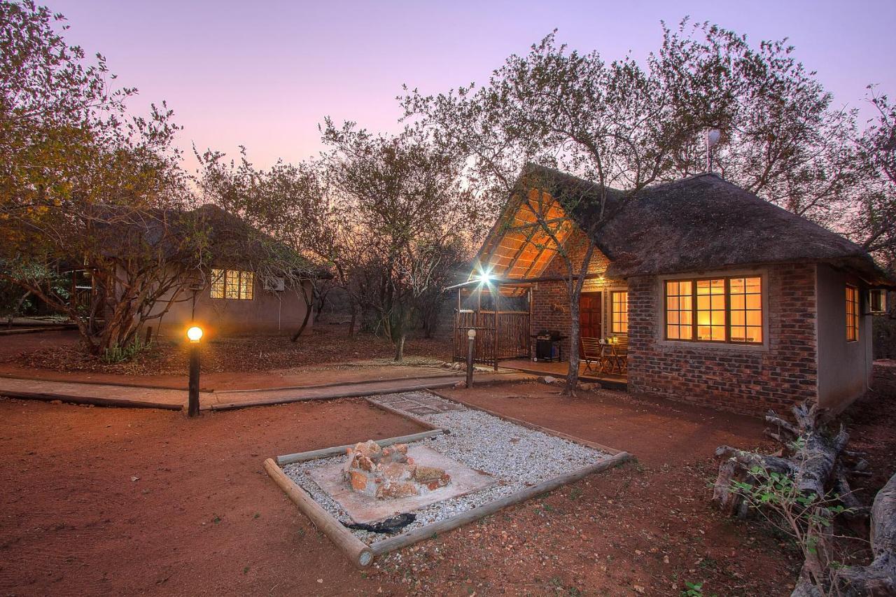 South Safari Lodge Marloth Park Exterior photo