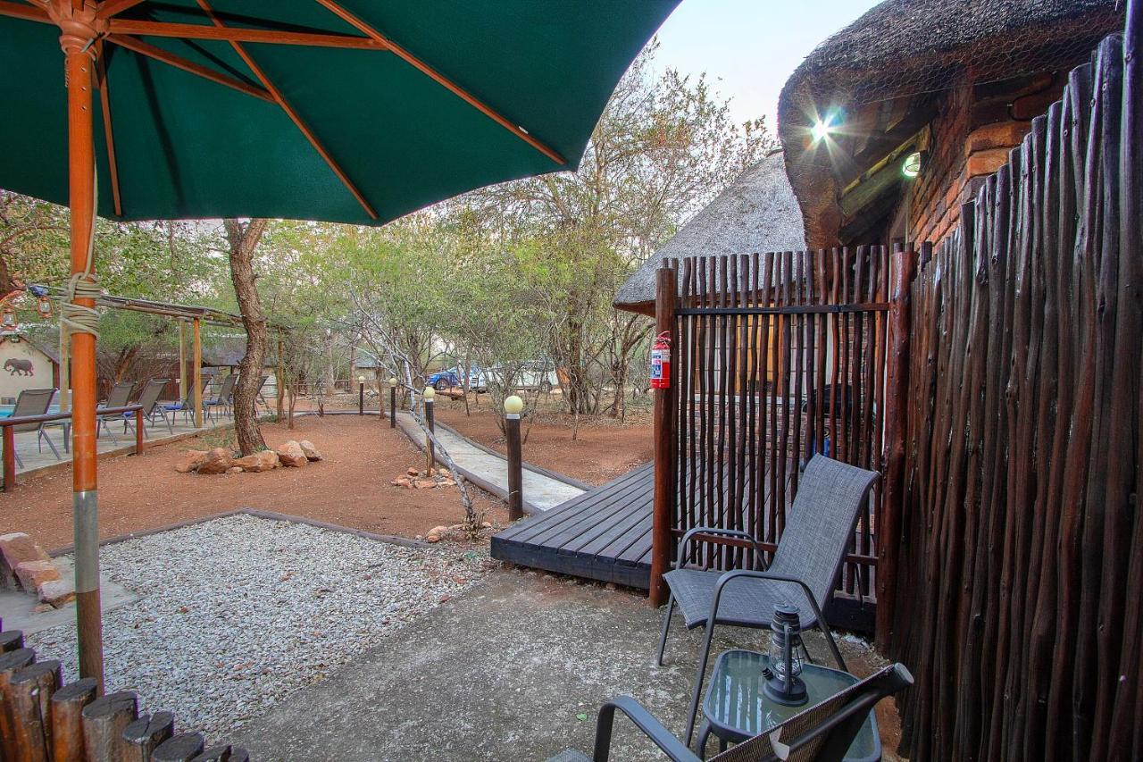 South Safari Lodge Marloth Park Exterior photo