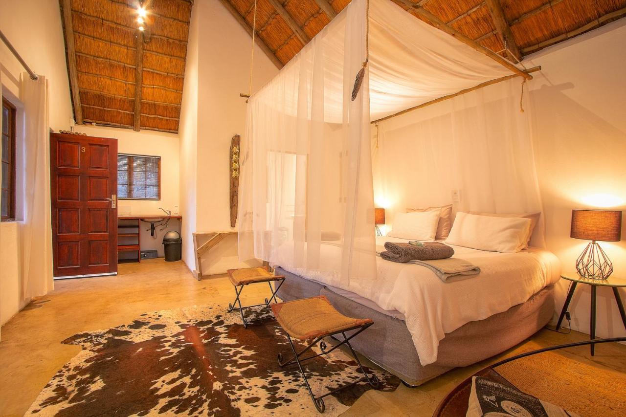 South Safari Lodge Marloth Park Exterior photo